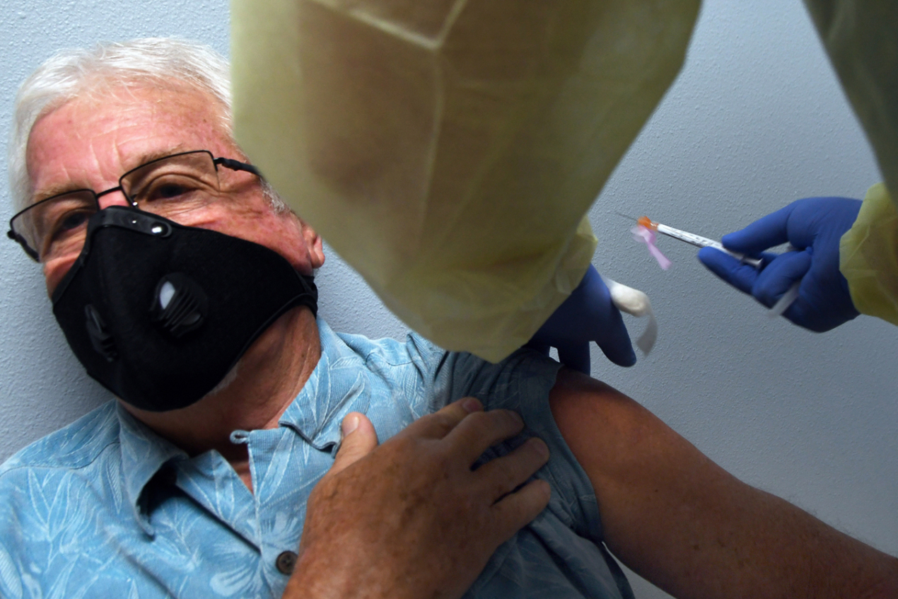 Dos millones de mayores de 60 años aún no fueron vacunados