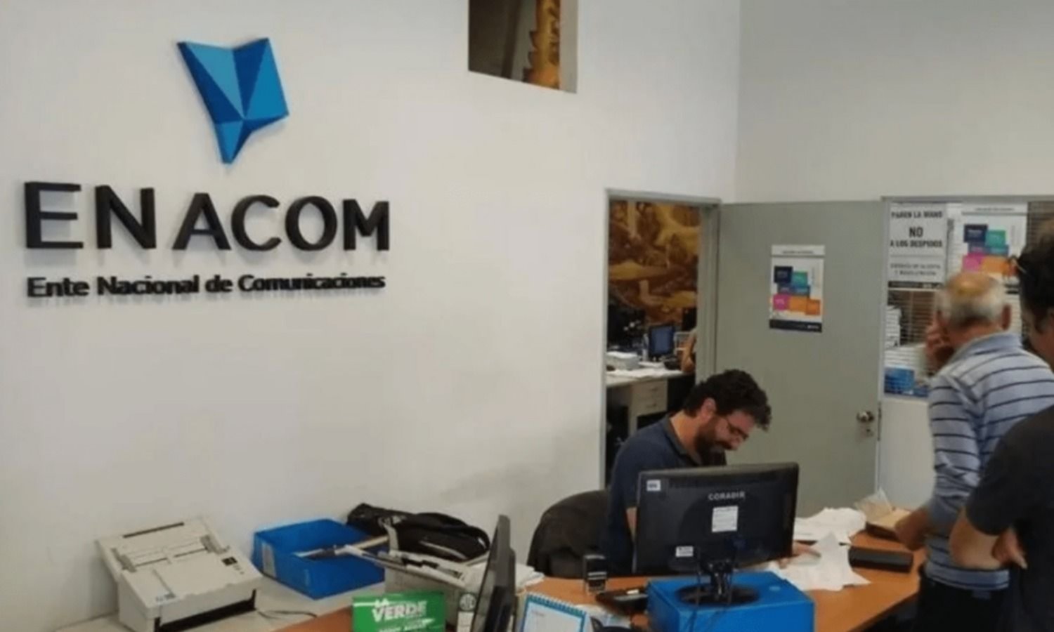 Críticas del Enacom al fallo que suspendió el DNU de las telecomunicaciones