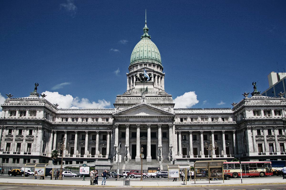 Diputados: proponen un candidato para manejar Radio y Televisión