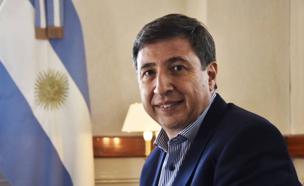 Arroyo salió a defender la Tarjeta Alimentar en medio de las críticas