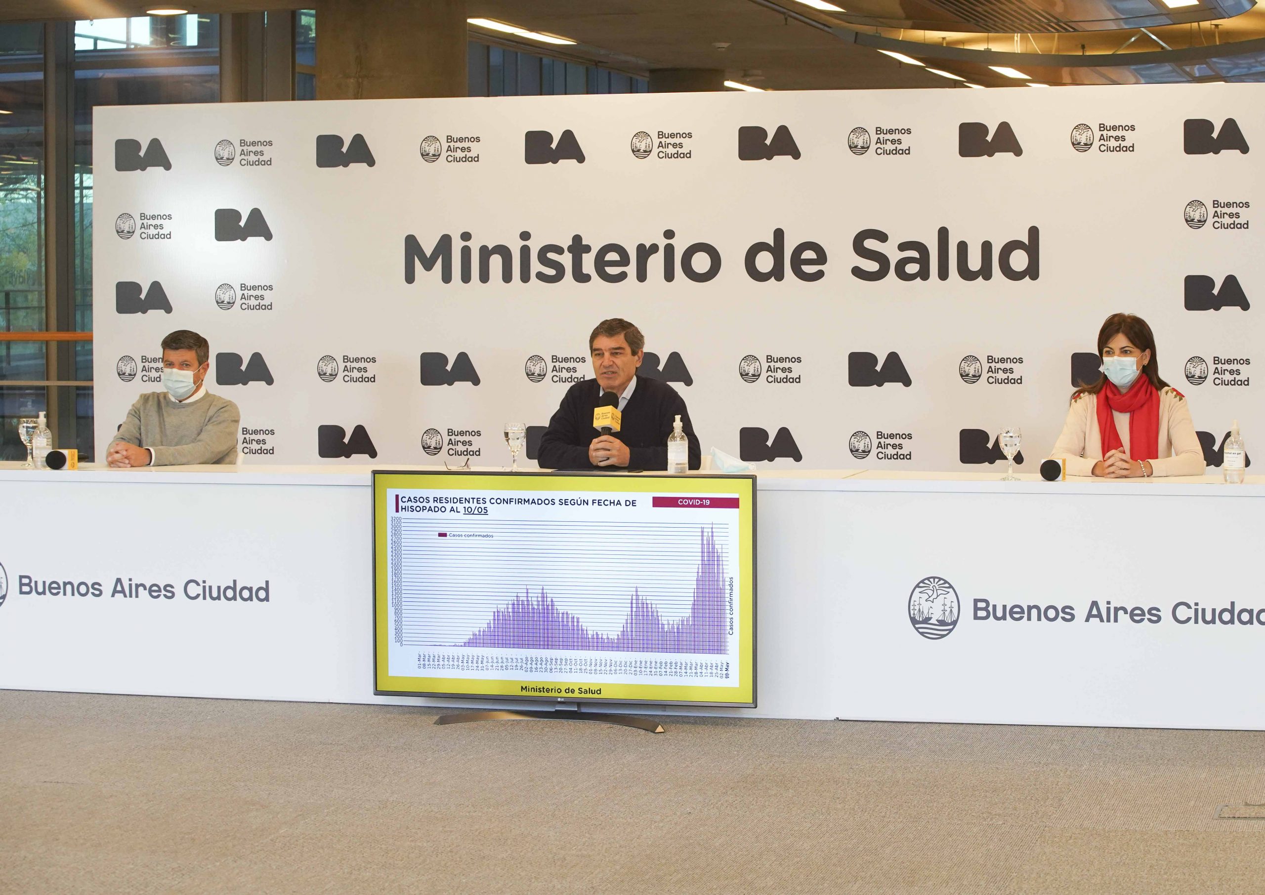 Quirós: “No tenemos más segundas dosis porque ya las hemos aplicado todas”.