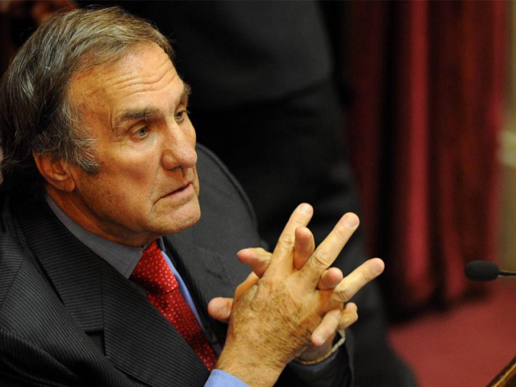 Se complicó el estado de salud de Carlos Reutemann