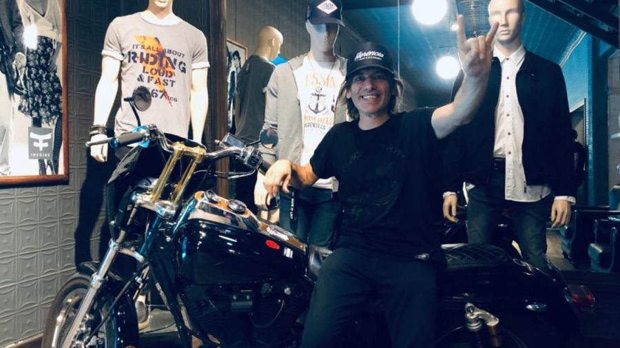 Detuvieron al hijo de Pappo por golpear y encerrar a su mujer