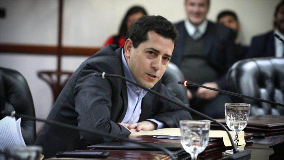 De Pedro dijo que Macri no tiene registro del daño que hizo