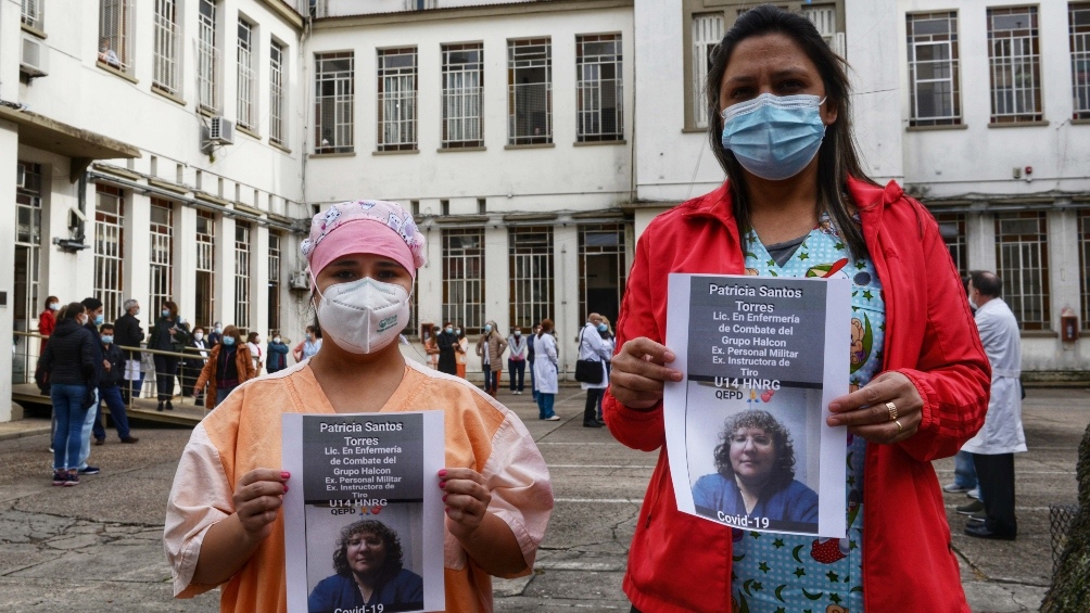Murió una enfermera que era obligada a ir a trabajar pese a ser de riesgo