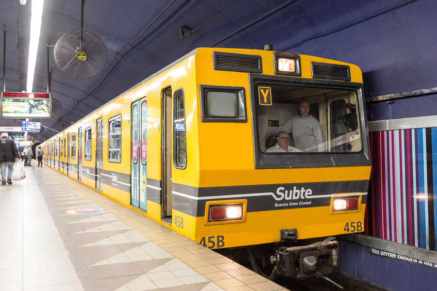 La nueva concesionaria del subte se llamará Emova Movilidad