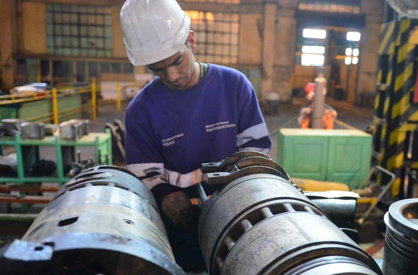 Moroni aseguró que "se abrirán todas las paritarias que hagan falta"