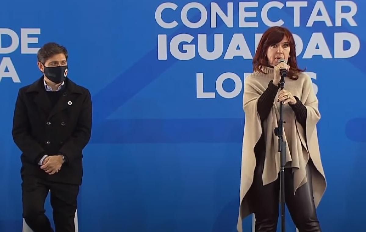 Cristina volvió a mostrarse en Provincia y pidió "discutir en serio"