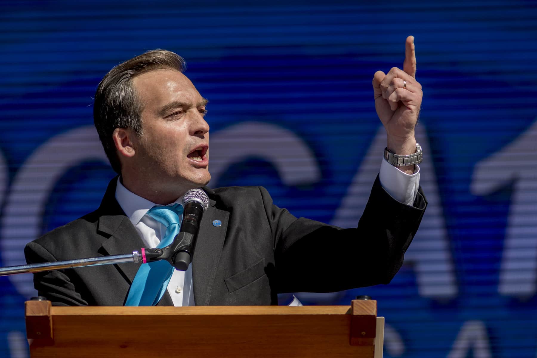 El Gobierno denunciará a Mauricio Macri por el envío de armas a Bolivia