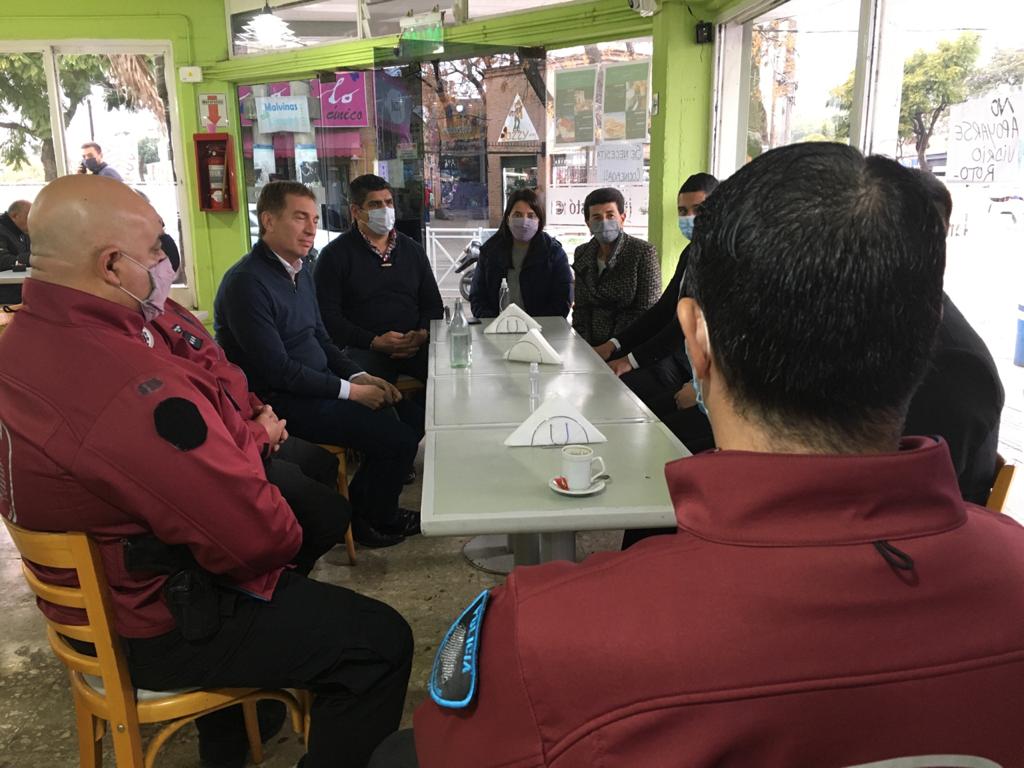 Santilli recorrió Malvinas Argentinas junto a Lucas Aparicio