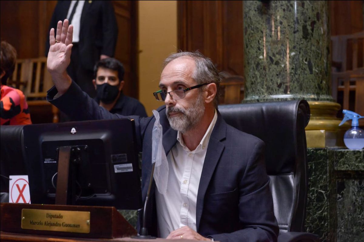 Morresi pidió la renuncia de Macri a su cargo en la FIFA