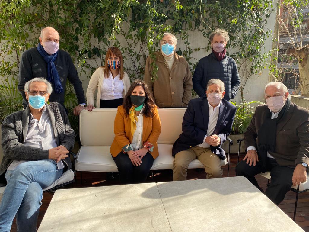 Una tercera lista, de la UCR, se suma para competir contra Vidal y López Murphy