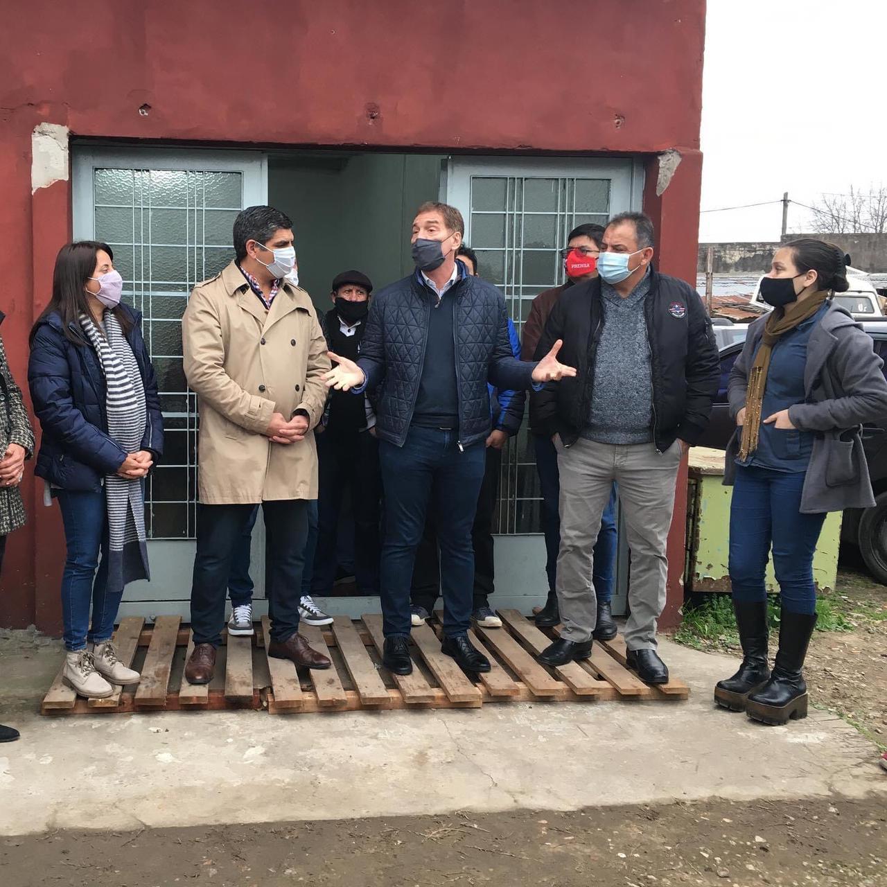 En Malvinas, Lucas Aparicio se lanzó con el apoyo de Santilli