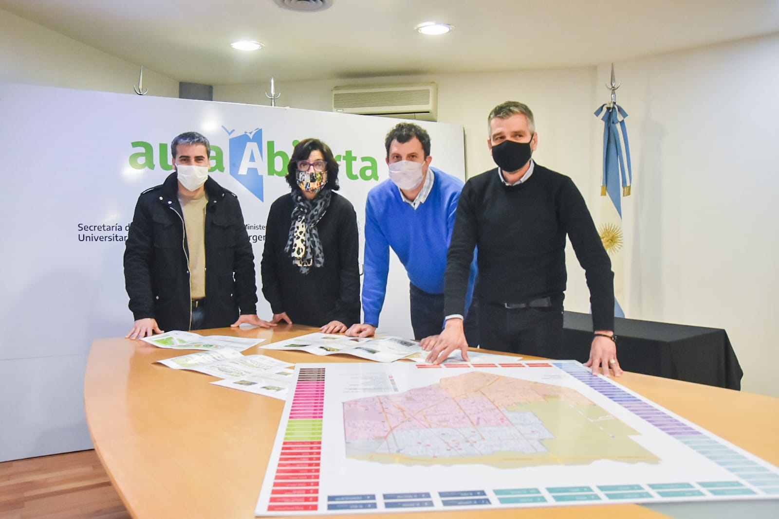 Hubo acuerdo en Hurlingham: Zabaleta y La Cámpora se unieron