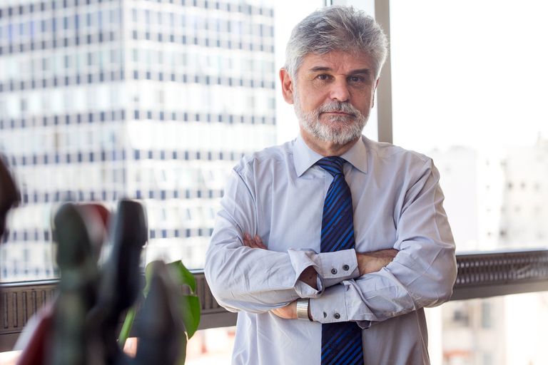 Filmus: "Macri devaluó los recursos propios de las Malvinas"