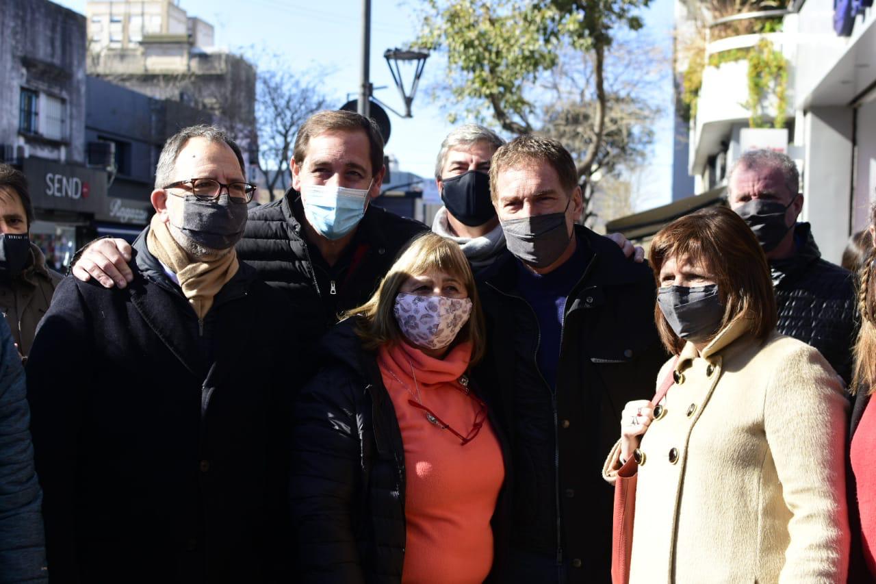 Santilli sumó a la campaña a Bullrich: "Pareciera que no quieren cuidar a la gente"
