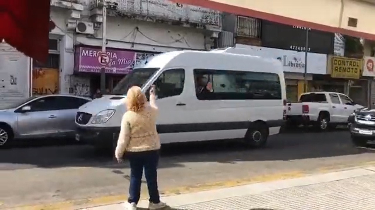 Una candidata de Espert filmó el cruce entre Alberto y una señora que lo insultó