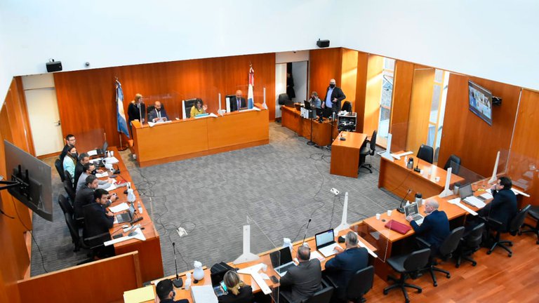 El líder de Los Monos dijo que contrata sicarios “para tirar tiros a los jueces”