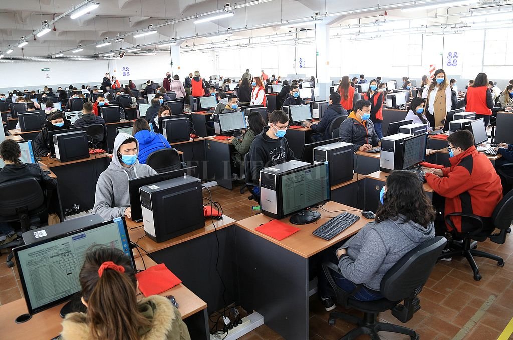 El simulacro de las PASO: hubo demoras en el escrutinio y difusión de datos