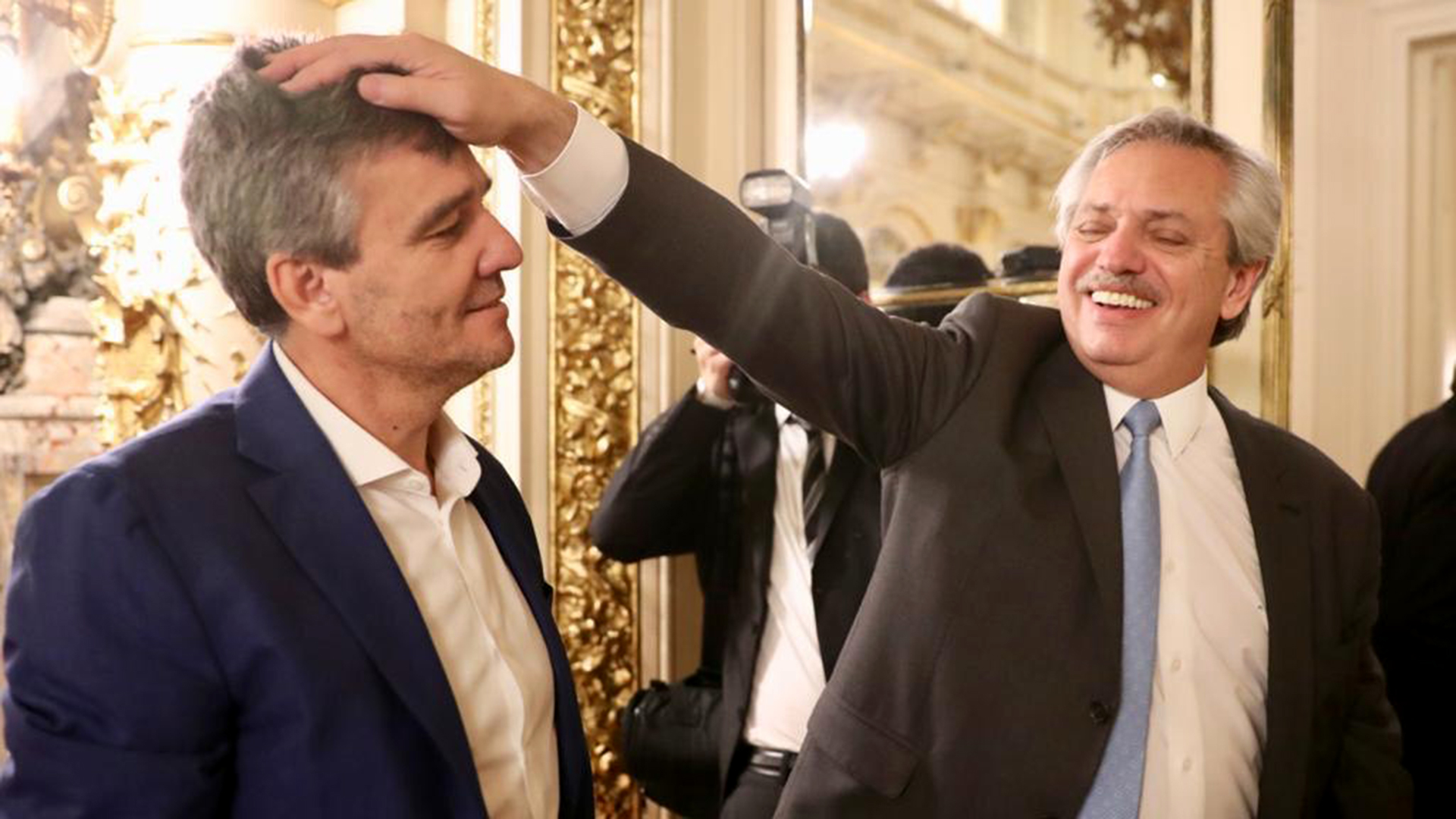 El Gobierno aumentará el gasto social a pocos días de las PASO