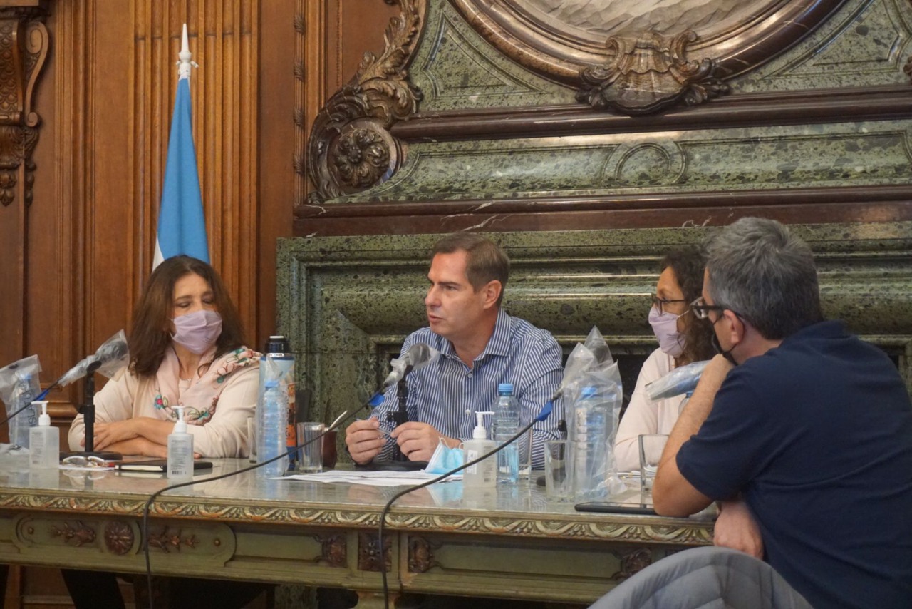 Roberto y UTE alertan por la falta de actualización de las asignaciones familiares