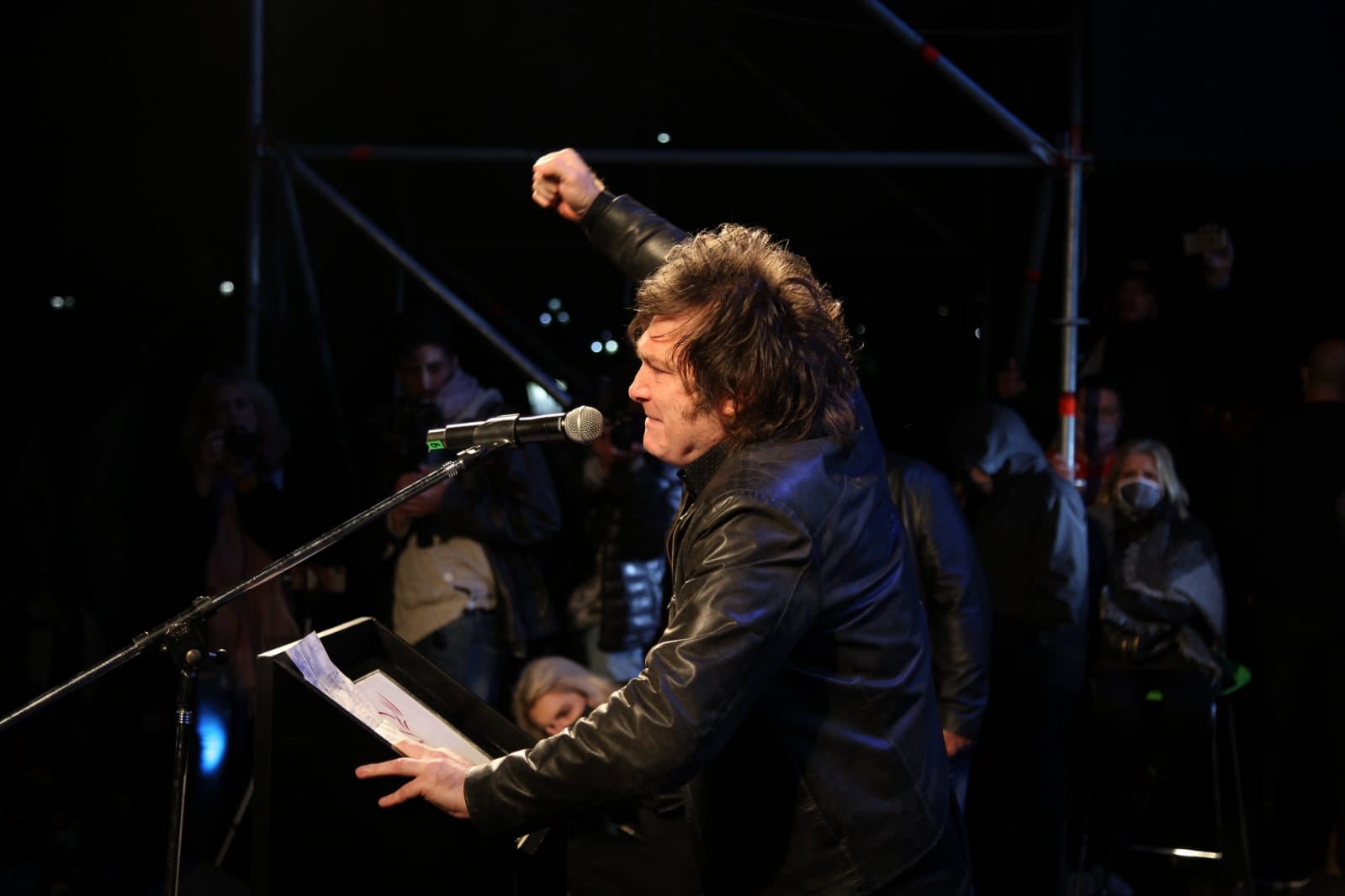 Milei: "Soy el león y vengo a derrumbar el modelo de la casta política"