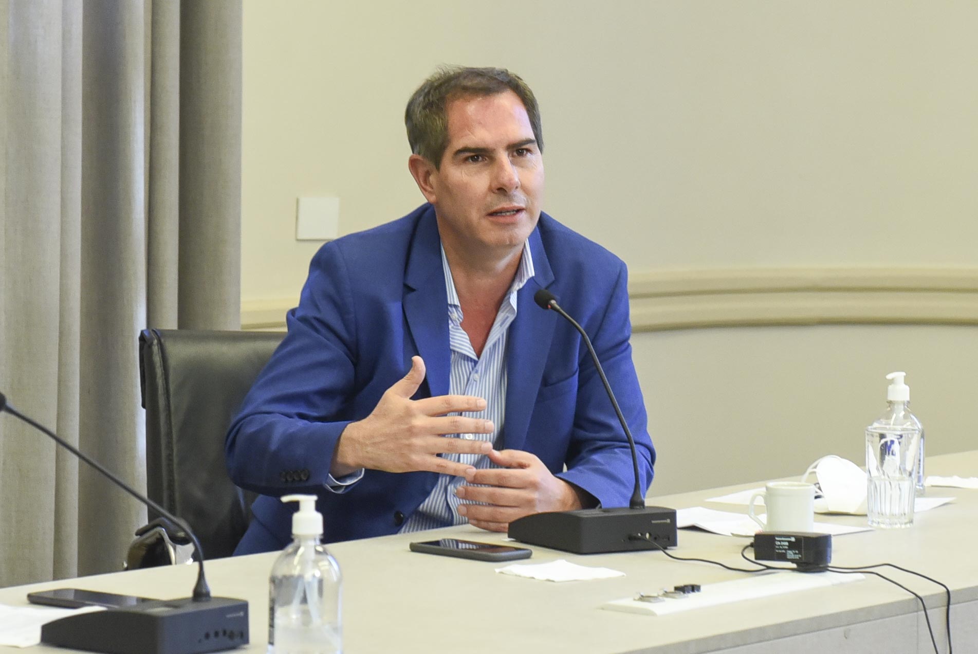 Roberto exige al GCBA que explique el supuesto uso electoral del call center