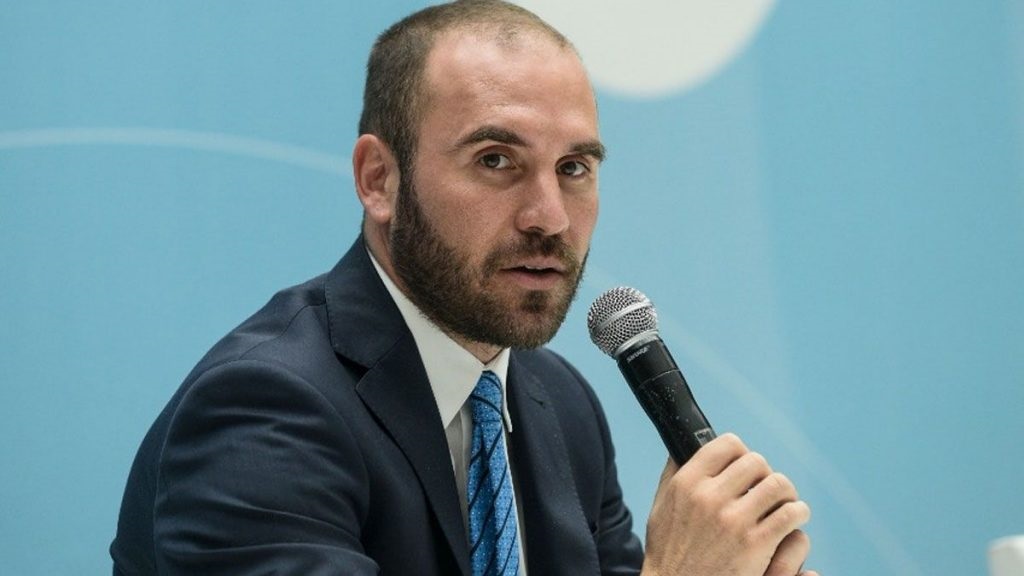 Para Guzmán hay "condiciones" para mantener la política cambiaria