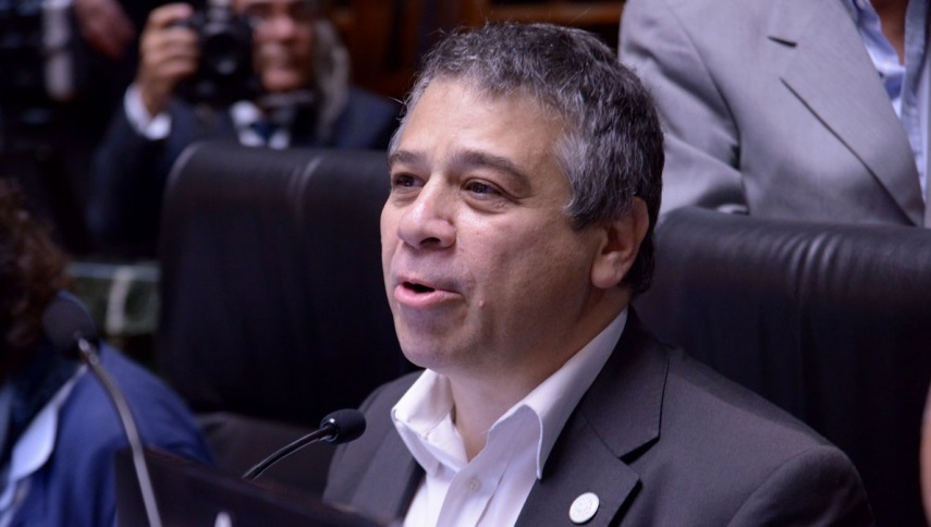 Abrevaya: "Insfrán debe ser declarado persona no grata por la Ciudad"