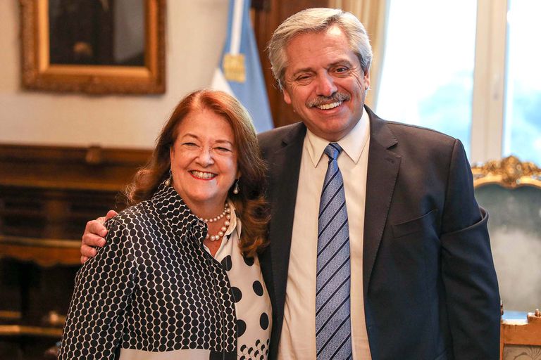 Alicia Castro criticó a Vizzoti: "Las elecciones no se ganan escuchando covidiotas”