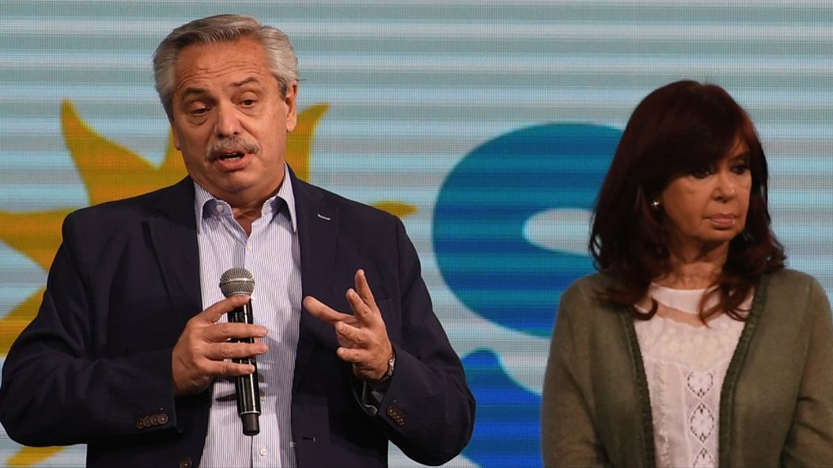 Encuestas: cae la imagen de Alberto y culpan a Cristina por la derrota