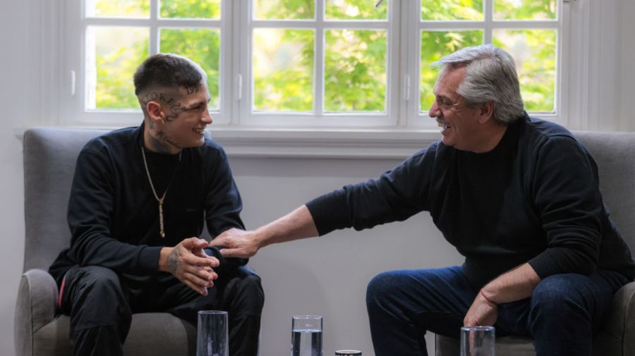 La tiktoker Bullrich criticó que Axel y Alberto usen la red para la campaña