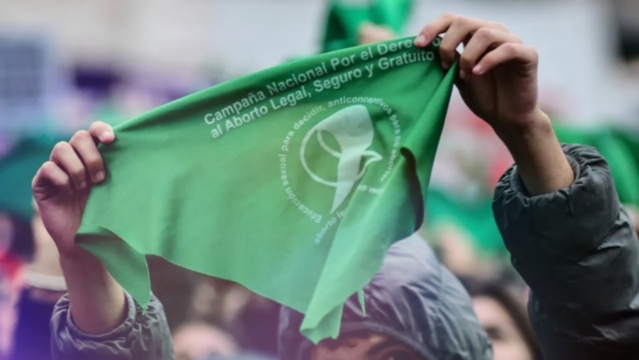 Mendoza: se realizó una IVE y falleció