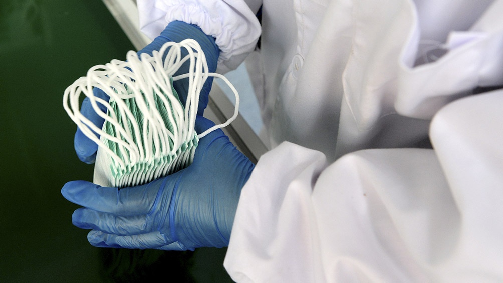 Barbijos gate 2: un intermediario “con llegada política” hace reclamos