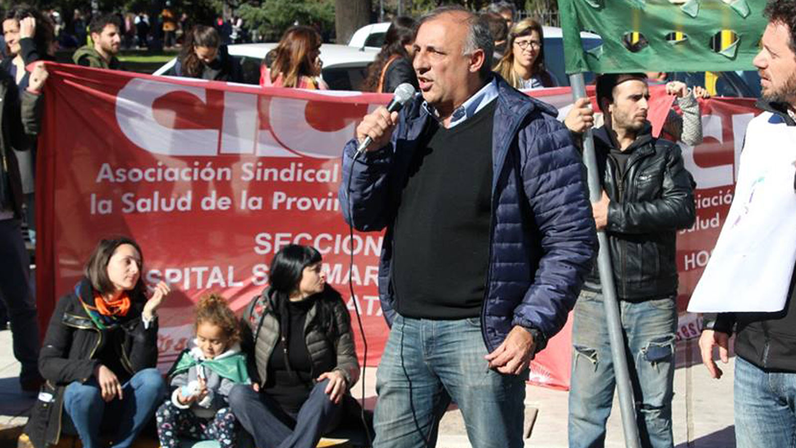 Los médicos bonaerenses rechazaron el aumento de Kicillof y sigue la protesta