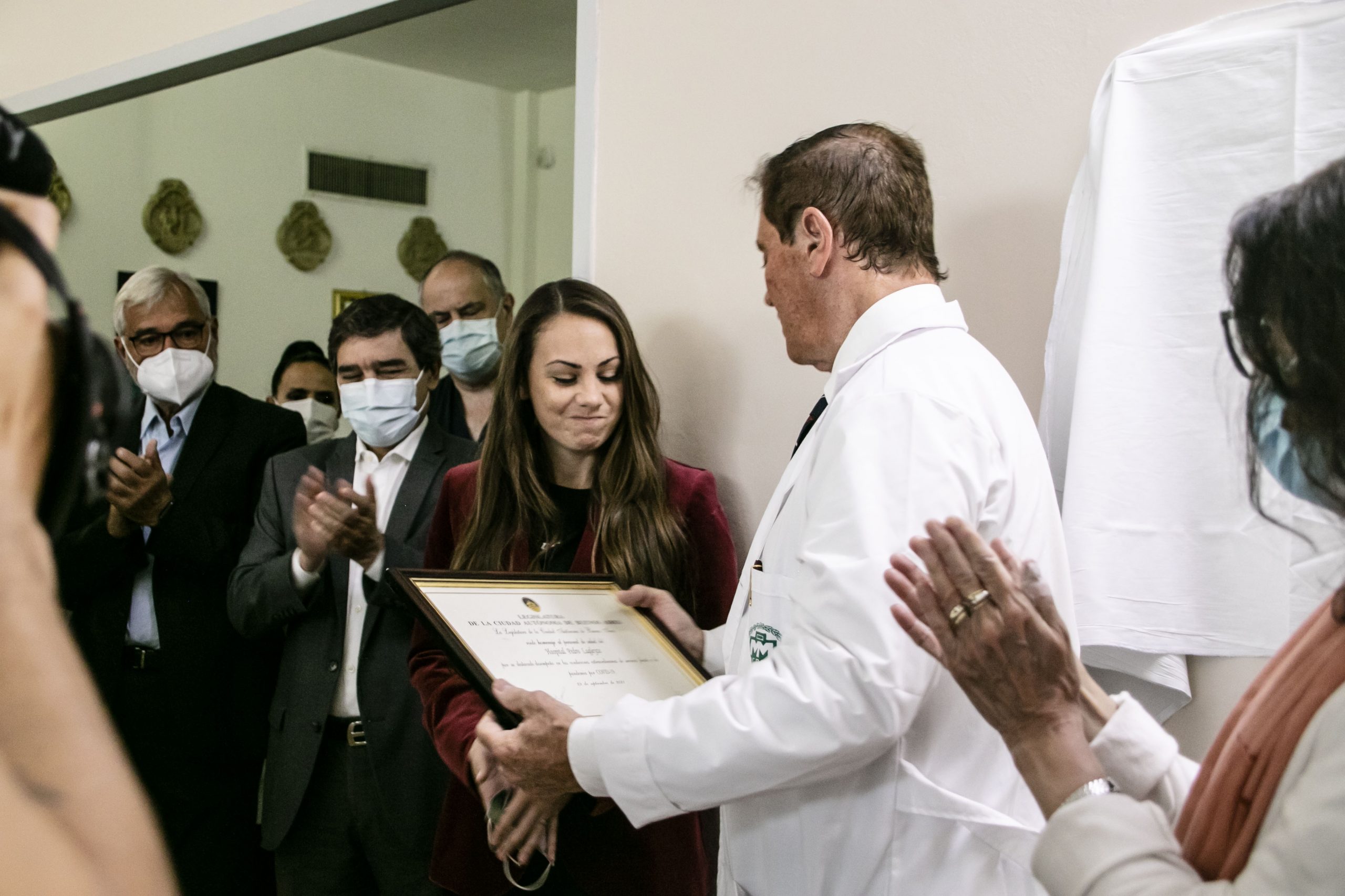 Quirós y Peña reconocieron a trabajadores del Hospital Lagleyze
