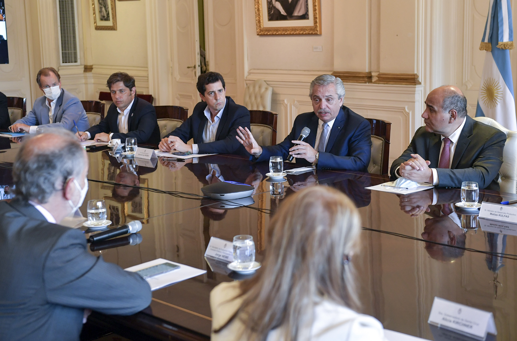 Alberto logró apoyo de gobernadores para el control de precios, pero Larreta faltó