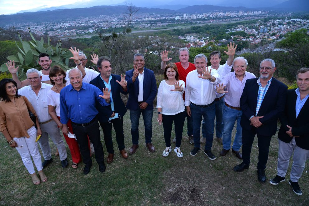 Referentes de JxC intensifican la búsqueda del voto en todo el país