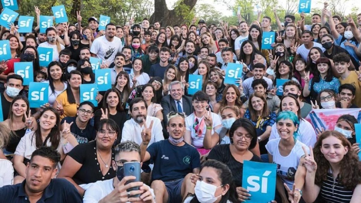 Alberto: “Confío en los jóvenes, nunca pierdan la voluntad de transformación”