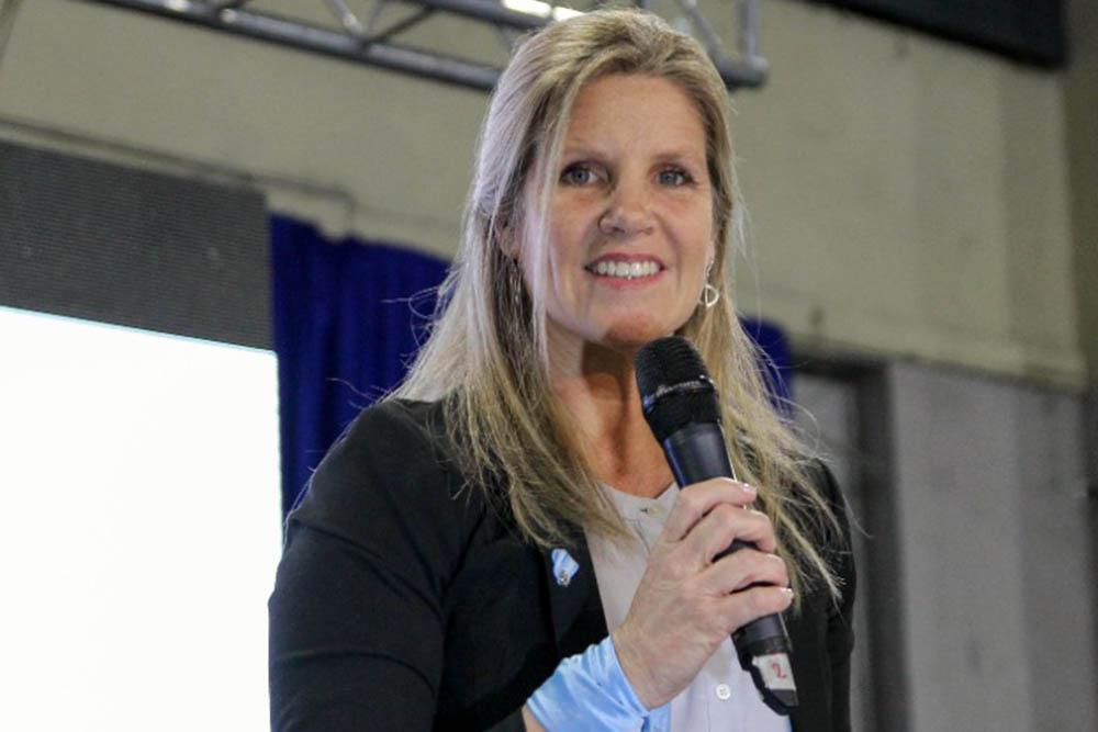 Hotton sin "valores", dijo que el mínimo del colectivo cuesta 80 centavos