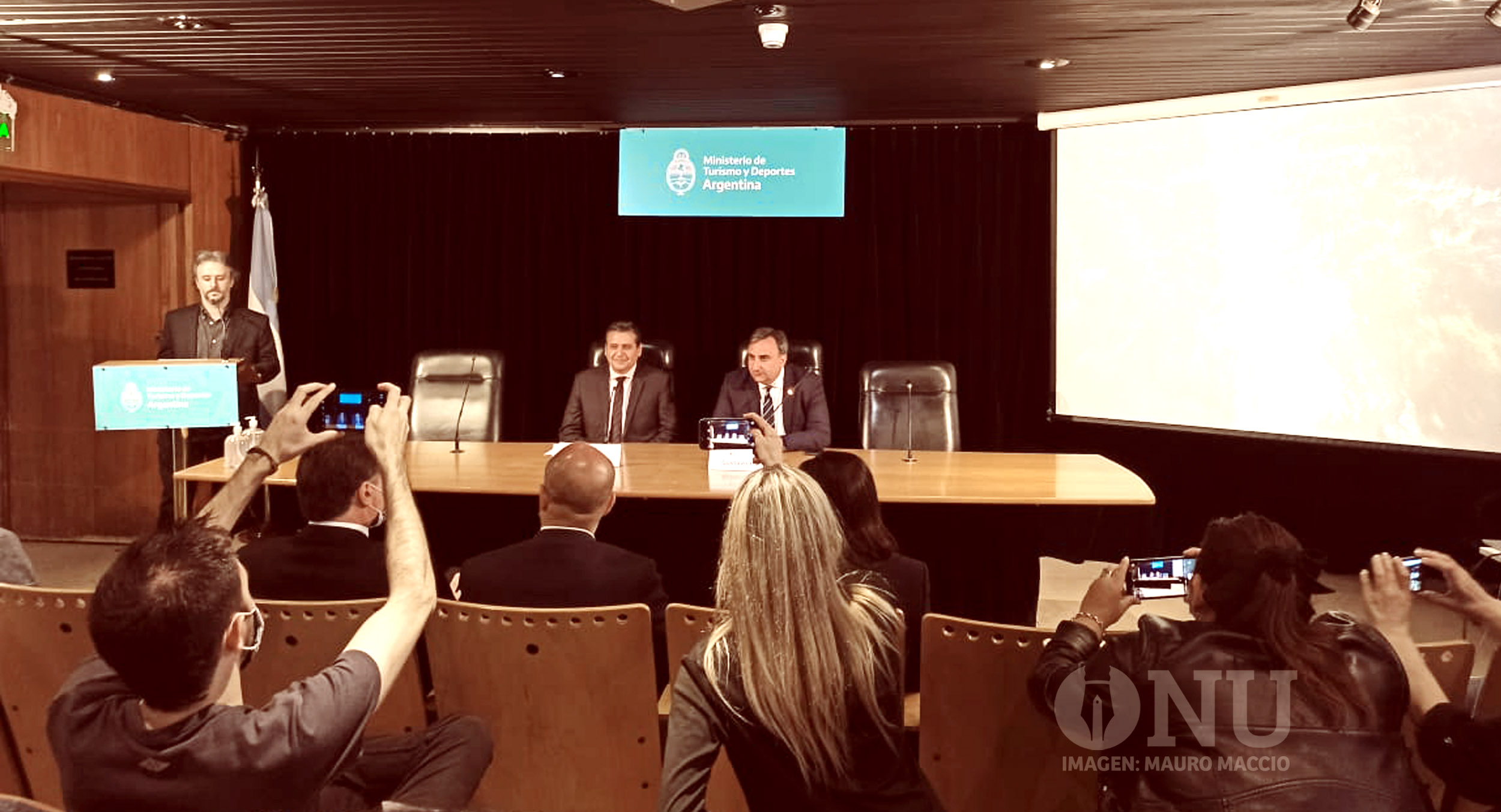 “La Feria Internacional de Turismo será el puntapié para volver a la actividad habitual”