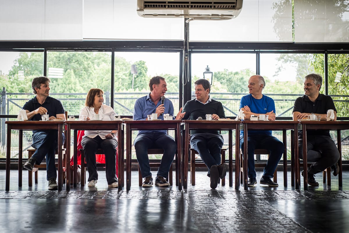 Santilli: "Somos una oposición responsable, racional, unida y firme"