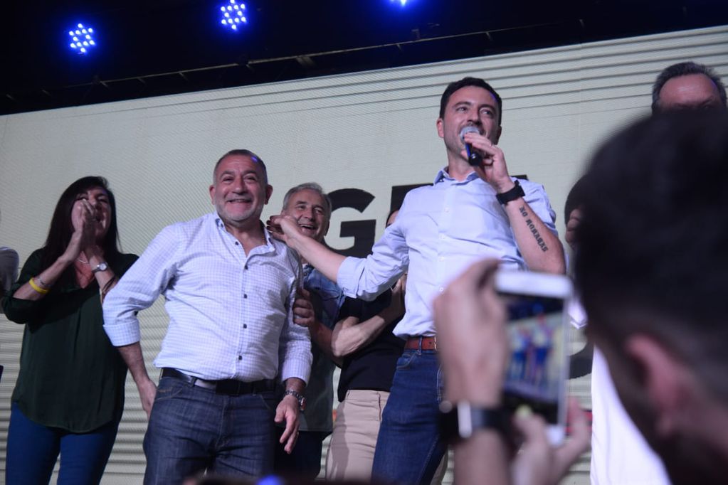 Córdoba: JxC arrasó y alcanzó el 54% de los votos