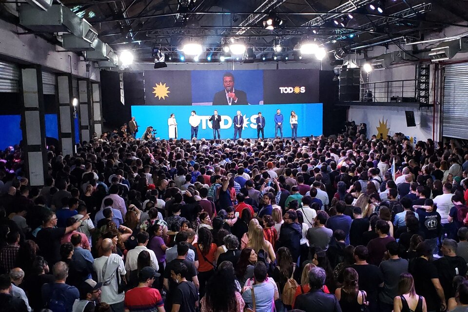 Desde el búnker, Alberto llamó a “celebrar el triunfo” en Plaza de Mayo