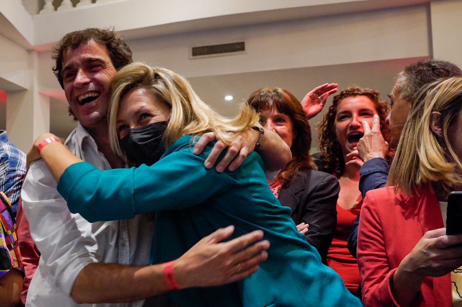 El FIT festejó cuatro diputados, cuatro legisladores y siete concejales