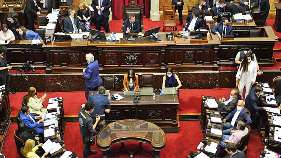 Diputados trabaja en la ley de envases y reciclado inclusivo