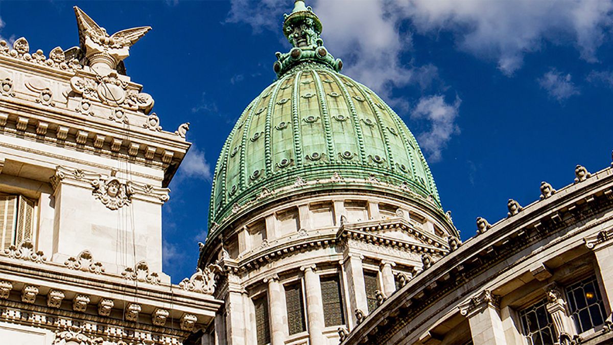 Debaten ley de envases y la de cannabis medicinal