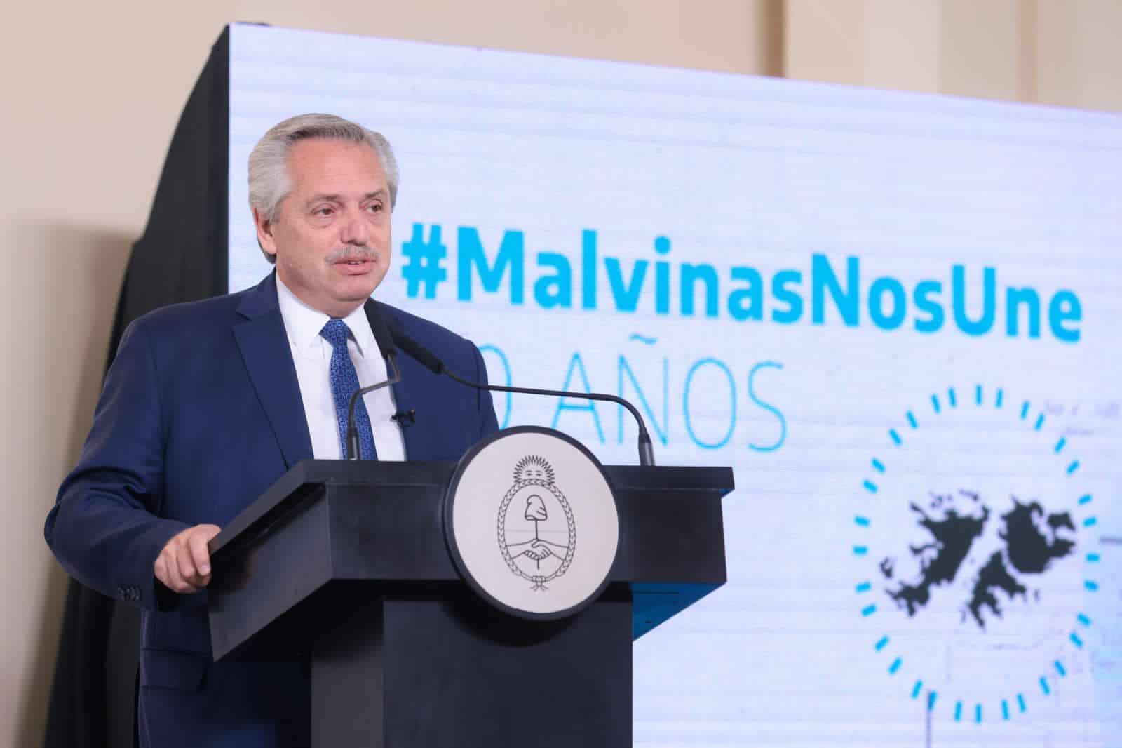 Alberto lanzó la Agenda Malvinas 40 años: "Allí está nuestra soberanía territorial"