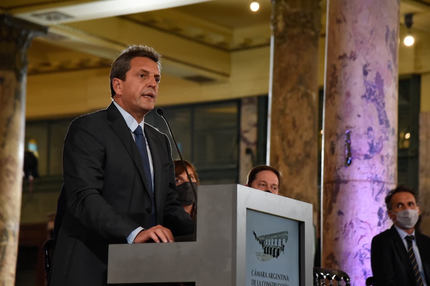 Massa: “La decisión del Gobierno es generar inversión y ahorro en ladrillos“