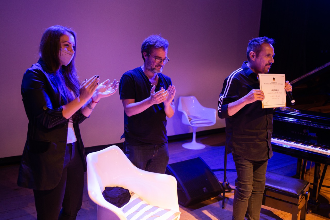 Legislatura: reconocimiento a Lerner por sus 40 años de trayectoria